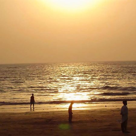Hotel Black Burn Mumbai Luaran gambar